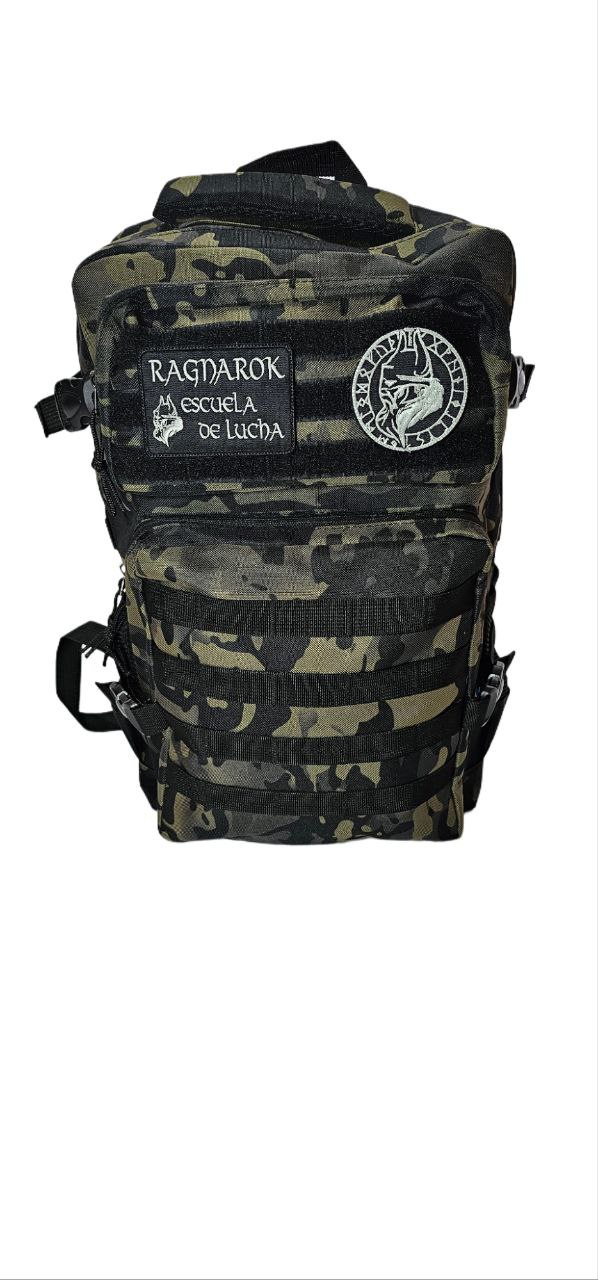 MOCHILA CAMUFLAJE NEGRO 25 LITROS delantera MOCHILA CAMUFLAJE NEGRO 25 LITROS delantera