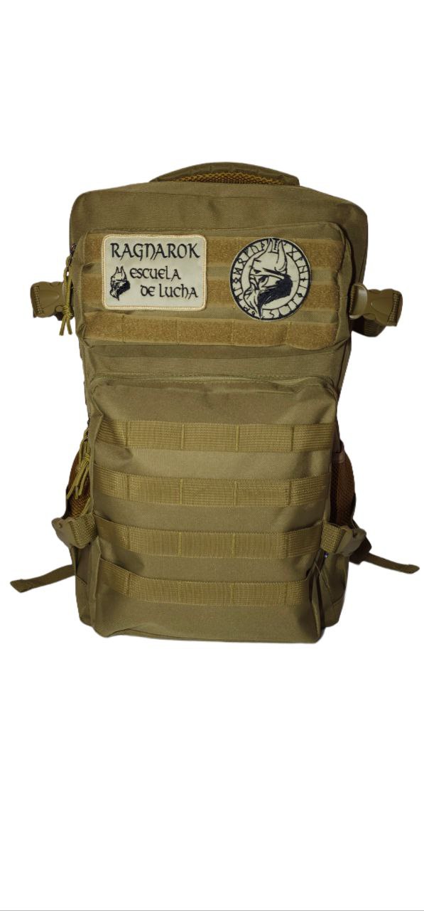 MOCHILA ARIDA 25 LITROS delantera MOCHILA ARIDA 25 LITROS delantera