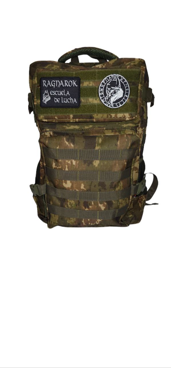 MOCHILA CAMUFLAJE BOSCOSO 25 LITROS delantera MOCHILA CAMUFLAJE BOSCOSO 25 LITROS delantera
